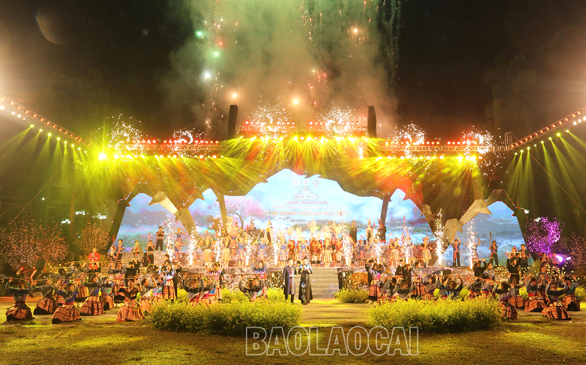 Festival Cao nguyên trắng Bắc Hà là sản phẩm du lịch đặc trưng của địa phương. Ảnh: Báo Lào Cai